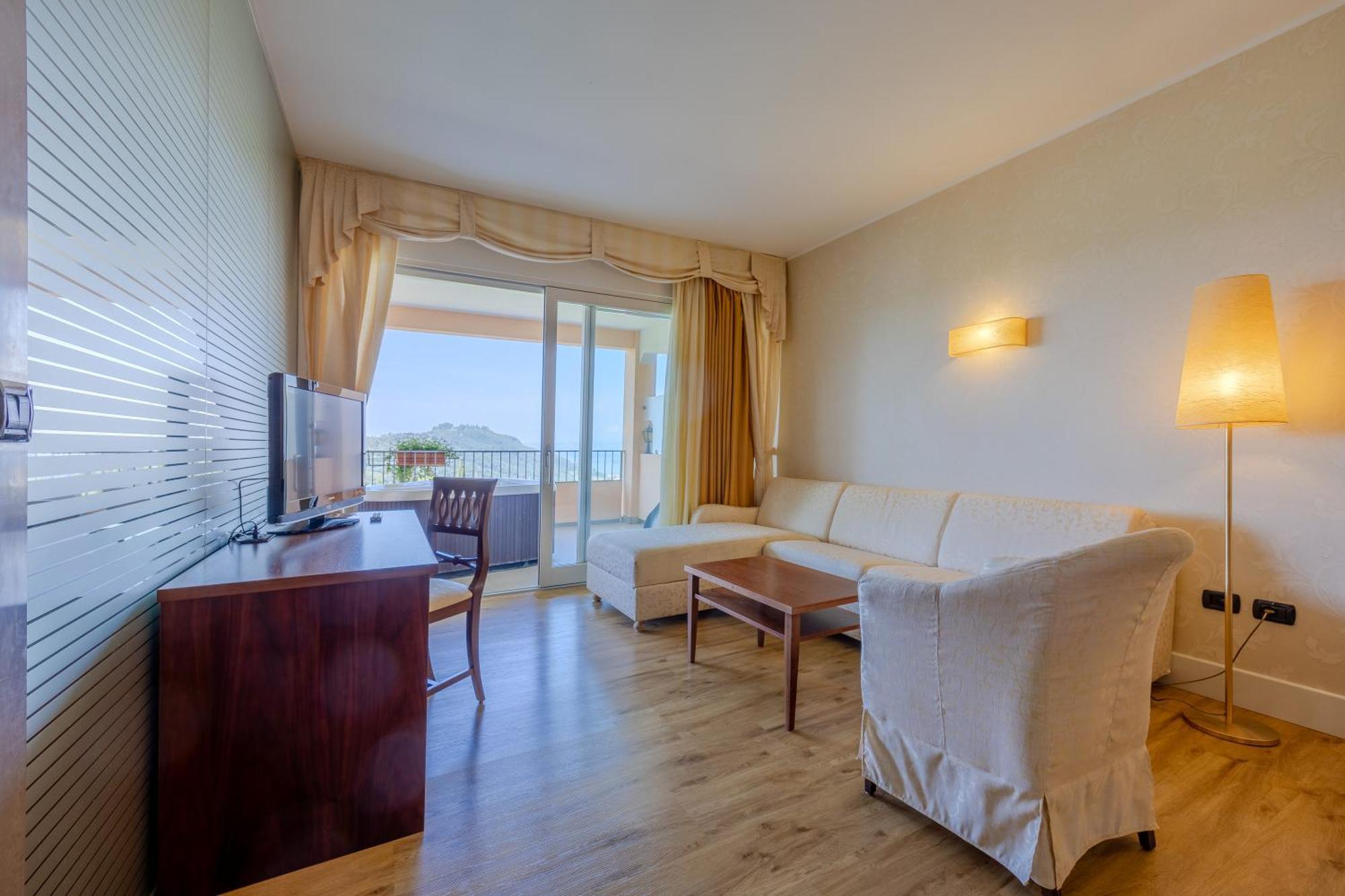 Hotel Boffenigo - The Golden Hour كوسترمانو المظهر الخارجي الصورة